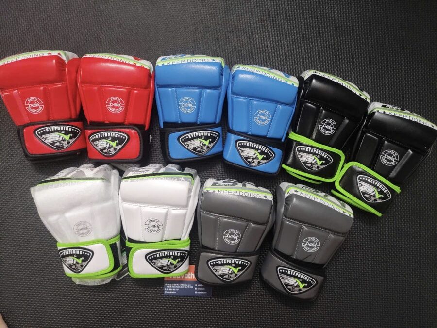 gang tay mma bn chinh hang1 rotated