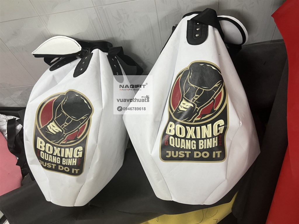 Hoàn thành Bao cát boxing logo riêng cho phòng tập Boxing Quảng Bình