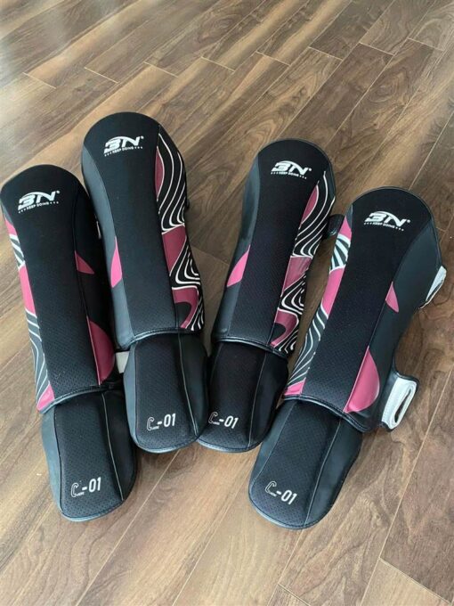 giap bao ho chan bn shin guard c01 2