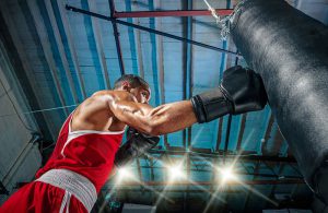 Read more about the article Hướng dẫn các cách tăng lực đấm boxing đơn giản
