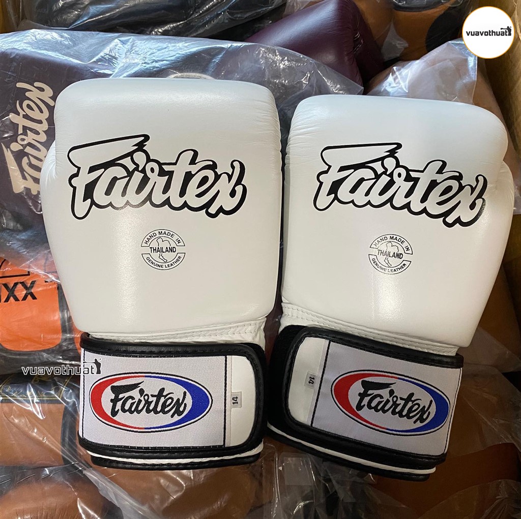 Găng Fairtex Bgv1 Tight Fit Muay Thai Boxing Gloves - Trắng