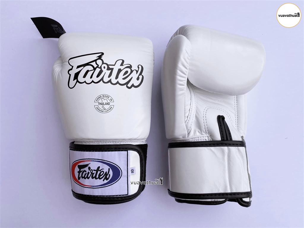 Găng Fairtex Bgv1 Tight Fit Muay Thai Boxing Gloves - Trắng