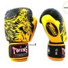 Găng tay Twins FBGVL3-50 Wolf Boxing Gloves - Sói Vàng