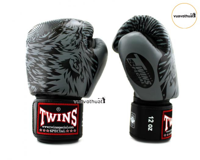 Găng tay Twins FBGVL3-50 Wolf Boxing Gloves - Sói Xám