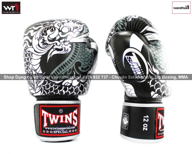 Găng tay Twins FBGVL3-52 Boxing Gloves Rồng Nagas Trắng Silver